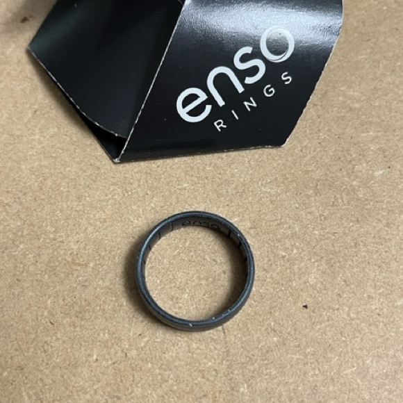 Men’s Enso Elements Ring - Picture 4 of 4